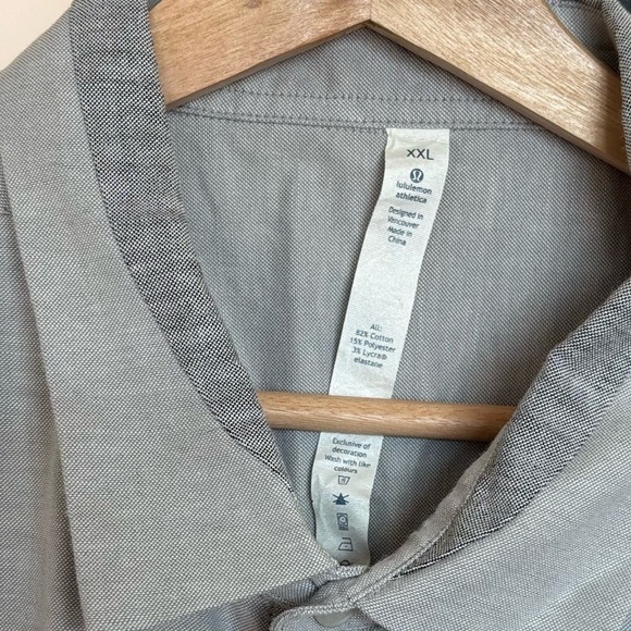 Lululemon Summer Fridays Button down textured short sleeve shirt. Men’s XXL - Picture 12 of 16